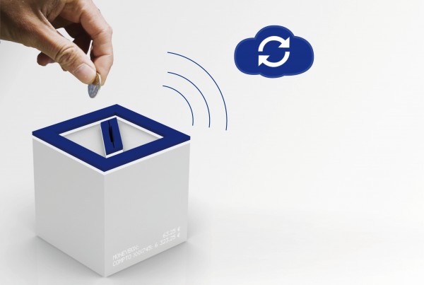 Design Boom - Deutsche Bank future of banking - S-saving Box